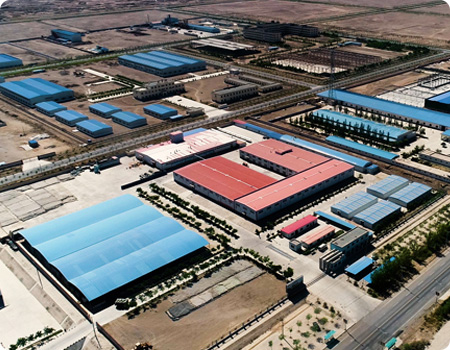 公司在甘肃玉门市建立了西北农产品收购、加工、销售为一体的综合中心。 目前年产香辛料1000吨、精选食葵20000吨、精选白瓜子6000吨、精选香辛料6000吨