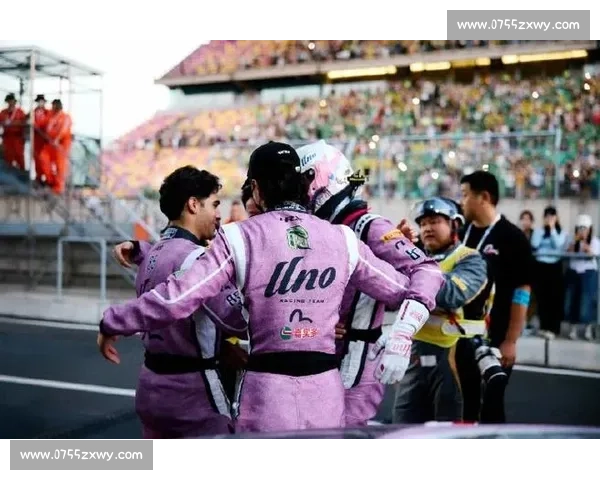 慢镜头抓不住的扣杀:时速 493 公里有多快? 慢镜头抓不住的扣杀:时速 493 公里有多快?