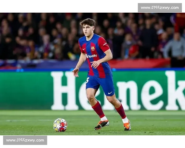 巴西球探网聚焦帕维：15 岁法国队长引枪手巴萨竞逐