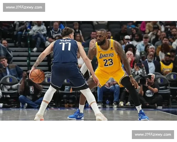 詹眉合力迎戰(zhàn)青年軍湖人客場對決老鷹看點十足決定季后賽走勢之夜 詹眉合力迎戰(zhàn)青年軍湖人客場對決老鷹看點十足決定季后賽走勢之夜